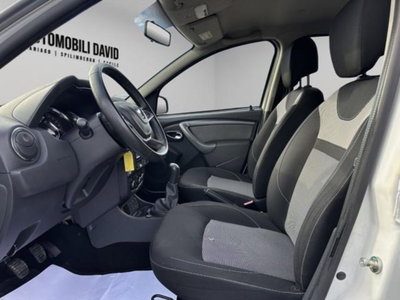 Dacia Duster 1.6 115CV Start&Stop 4x2 GPL Lauréate (7)