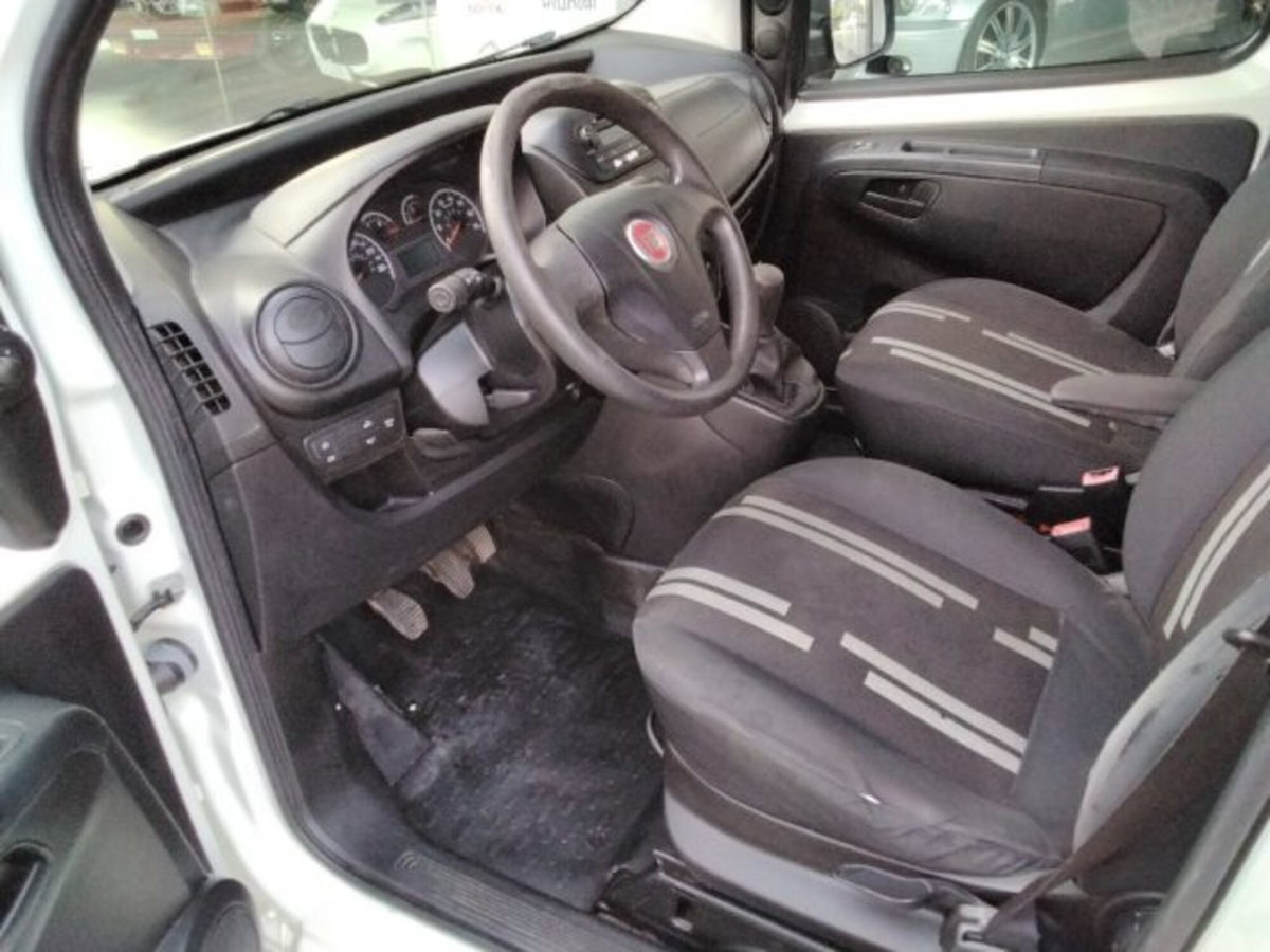Fiat Fiorino 1.3 MJT 75CV Combi Semi Adventure (16)