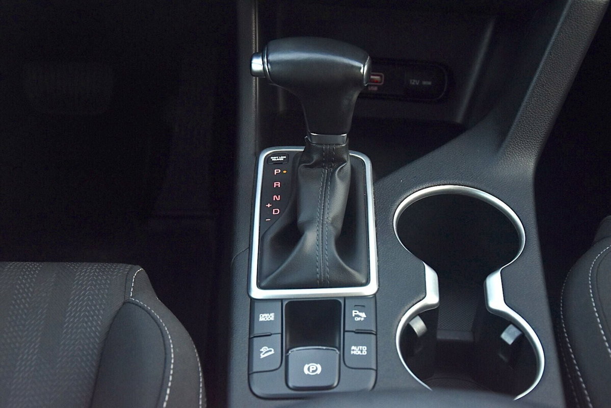Kia Sportage 1.6 CRDI 136 CV DCT7 2WD Business Class (15)