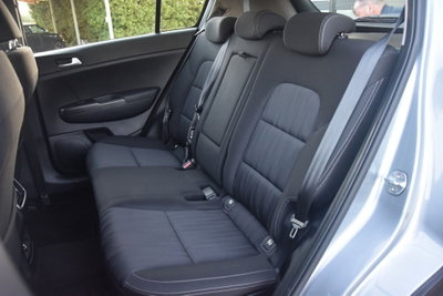 Kia Sportage 1.6 CRDI 136 CV DCT7 2WD Business Class (9)