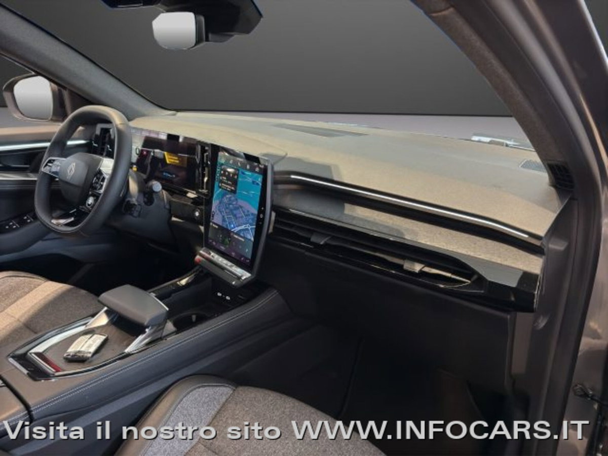Renault Rafale 1.2 full hybrid Techno 200cv auto (12)