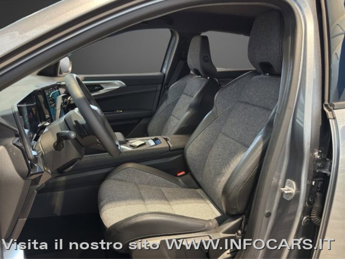 Renault Rafale 1.2 full hybrid Techno 200cv auto (5)