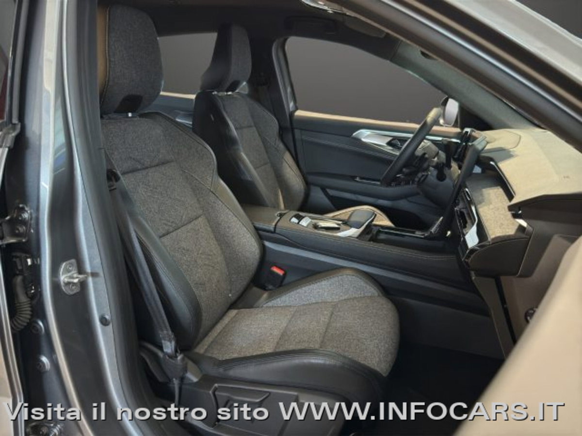 Renault Rafale 1.2 full hybrid Techno 200cv auto (6)