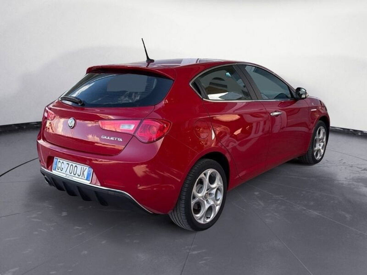 Alfa Romeo Giulietta 1.6 JTDm Ti 120cv (5)