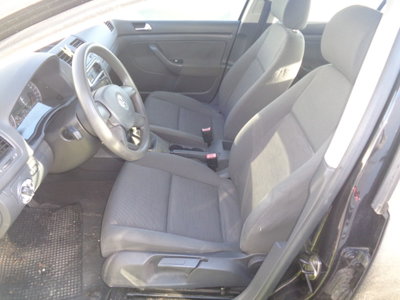 Volkswagen Golf 1.9 TDI 5p. Comfortline (2)