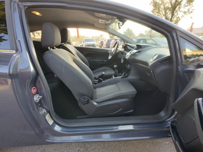 Ford Fiesta 1.4 3 porte Bz.- GPL Titanium (18)