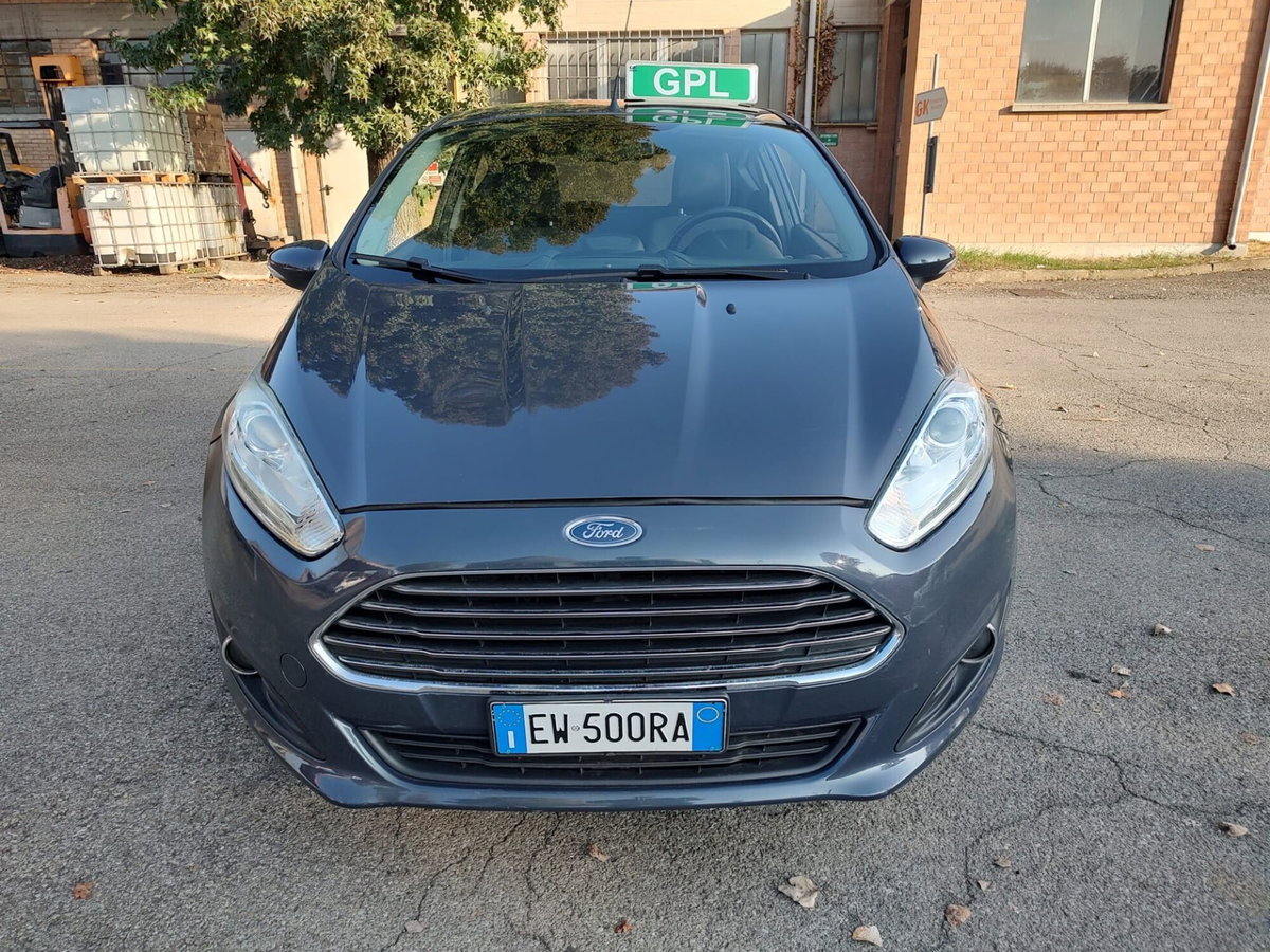 Ford Fiesta 1.4 3 porte Bz.- GPL Titanium (9)