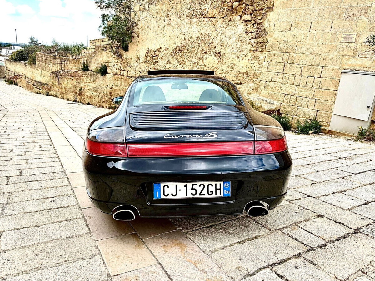 Porsche 911 Coupé Carrera 4S cat (6)