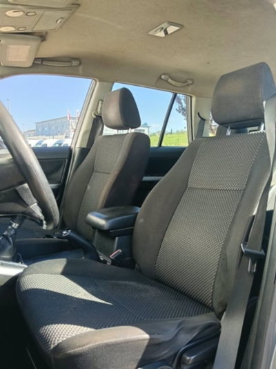 Suzuki Grand Vitara 2.0 16V 5 porte (11)