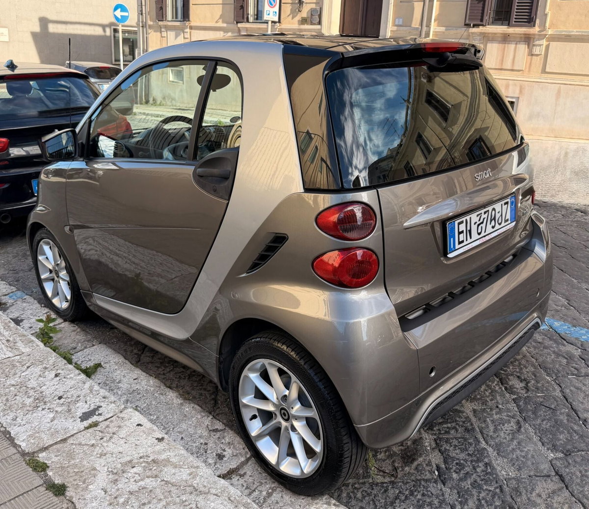 smart Fortwo 1000 52 kW MHD coupé passion (2)