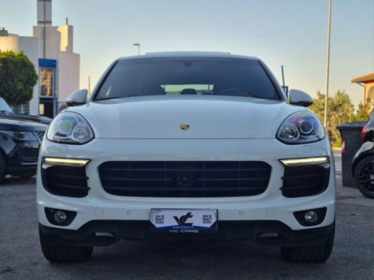 Porsche Cayenne 3.0 Diesel (2)