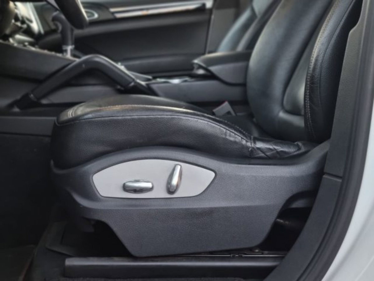 Porsche Cayenne 3.0 Diesel (20)