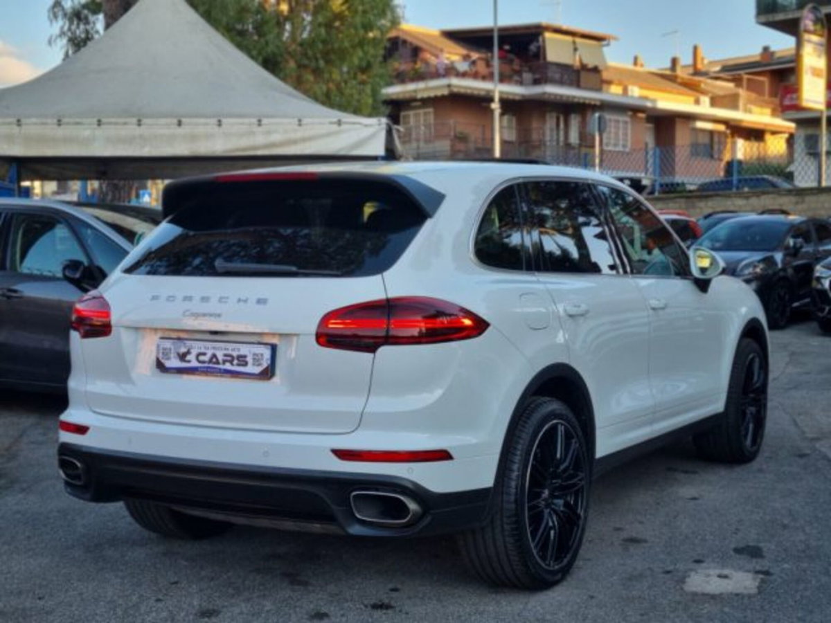 Porsche Cayenne 3.0 Diesel (4)