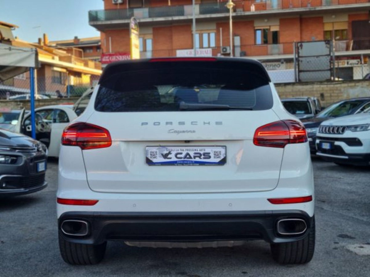 Porsche Cayenne 3.0 Diesel (5)