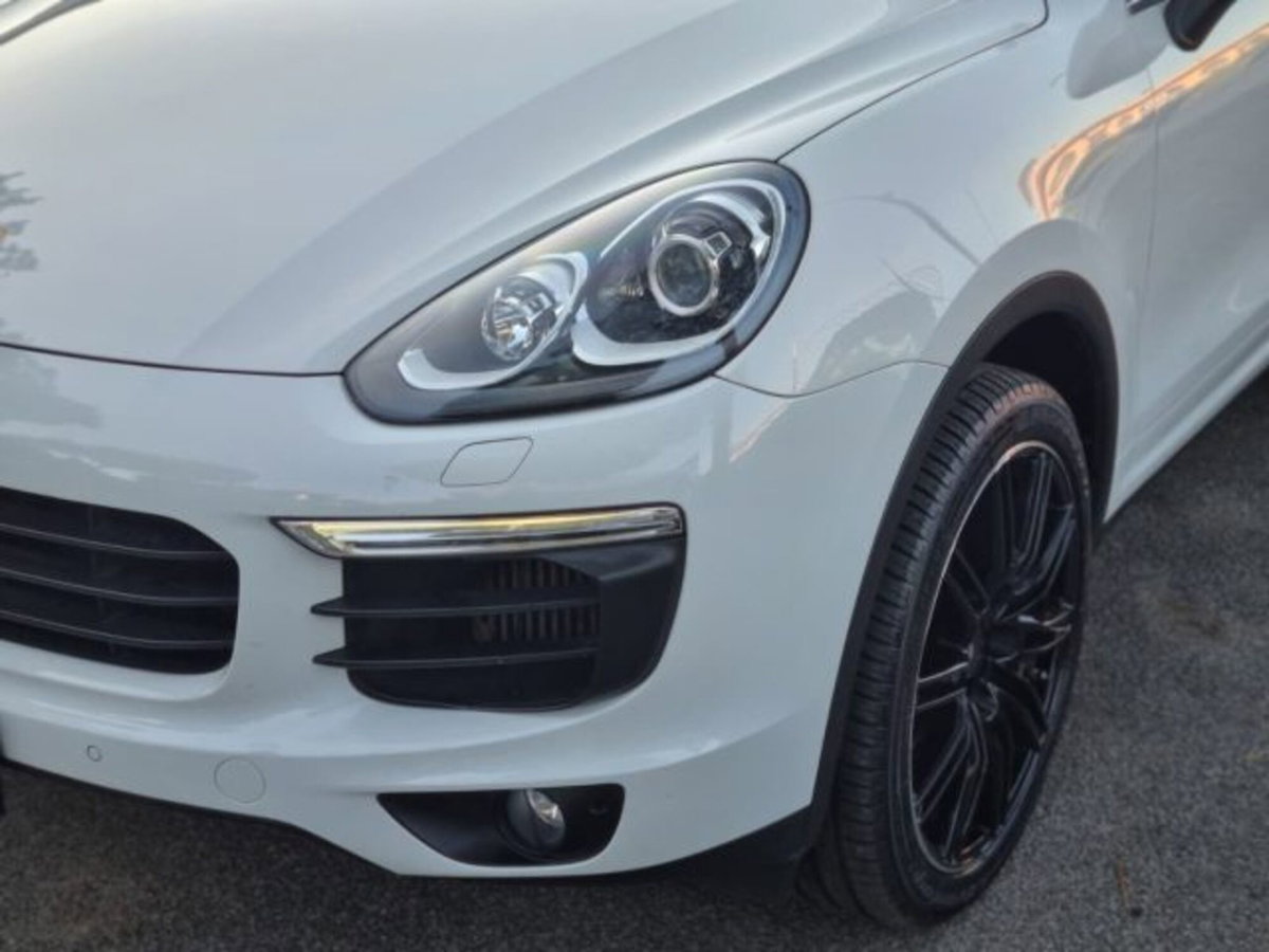 Porsche Cayenne 3.0 Diesel (9)