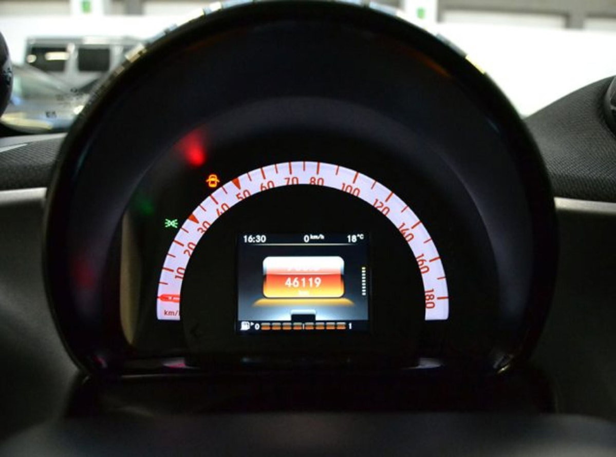 smart Fortwo Cabrio 90 0.9 T twinamic cabrio Prime (11)