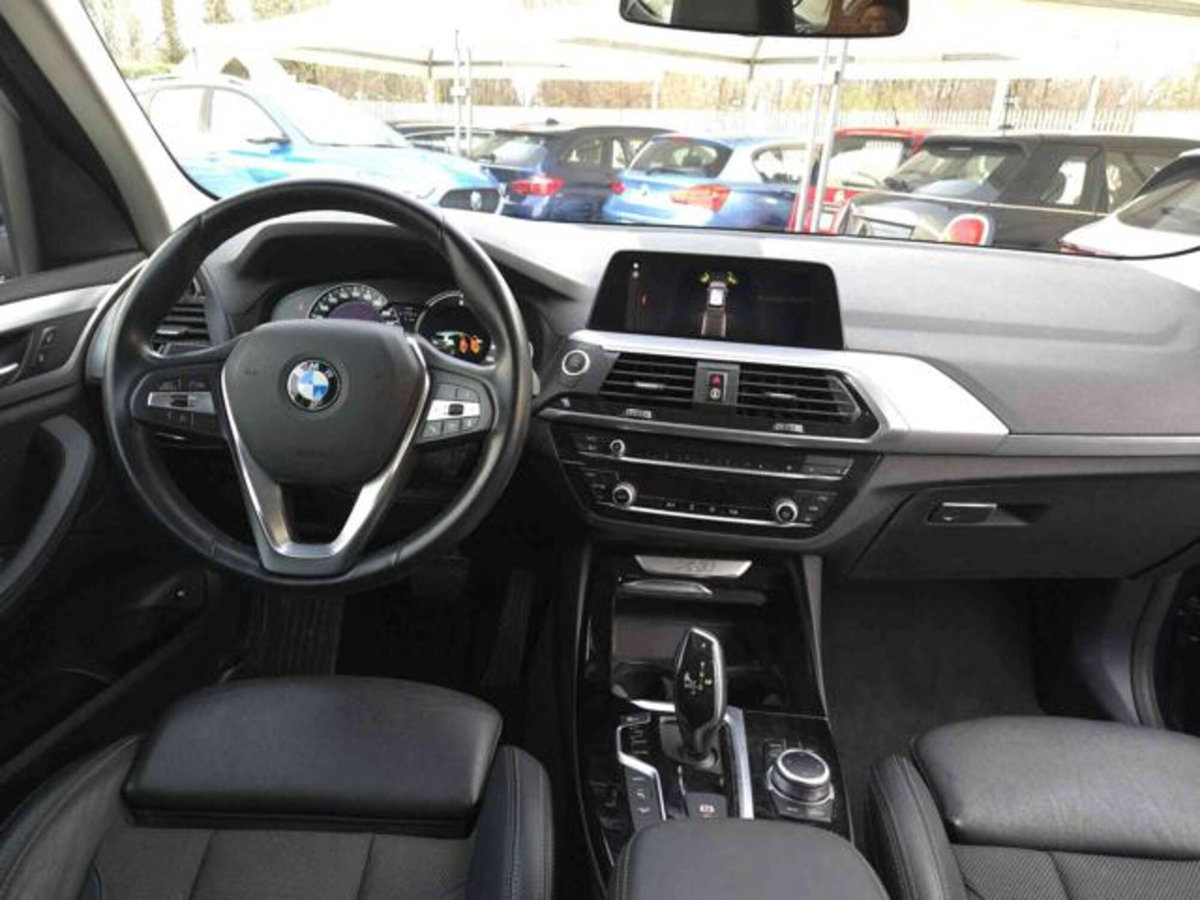 BMW X3 xDrive30e Business Advantage (11)