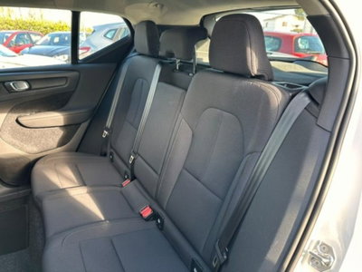 Volvo XC40 D3 Geartronic Business Plus (16)