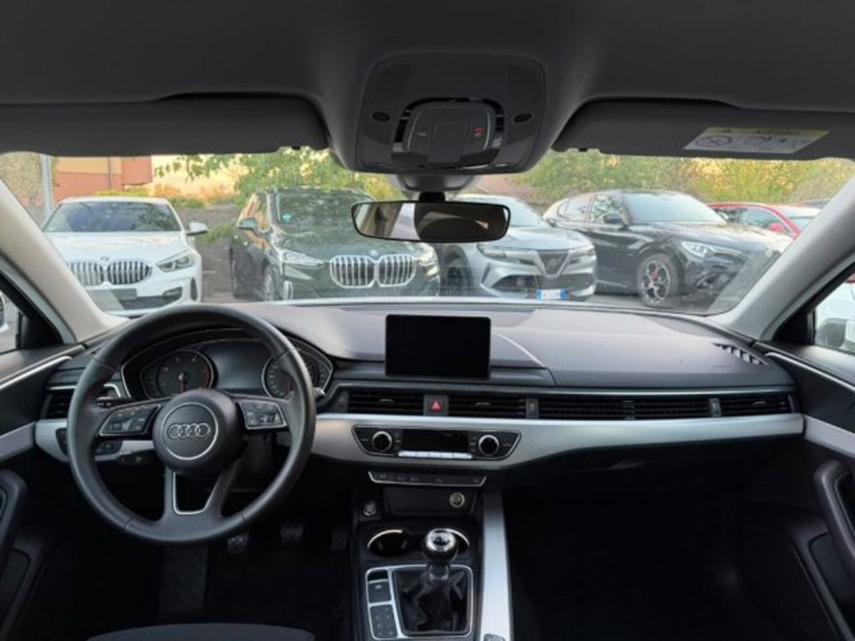 Audi A4 Avant 2.0 TDI 150 CV ultra Business Sport (6)