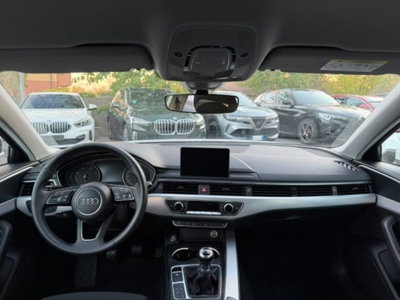 Audi A4 Avant 2.0 TDI 150 CV ultra Business Sport (6)