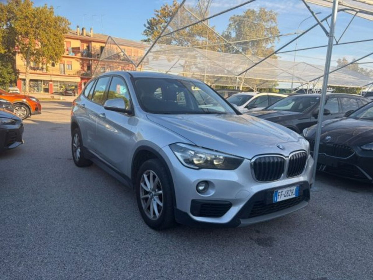 BMW X1 sDrive18d Business (2)