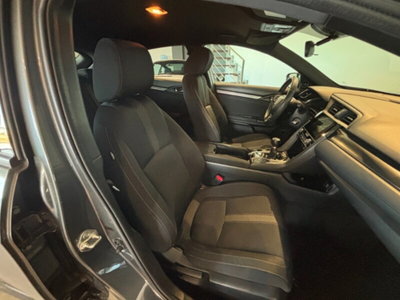 Honda Civic 1.0T 5 porte Elegance (16)