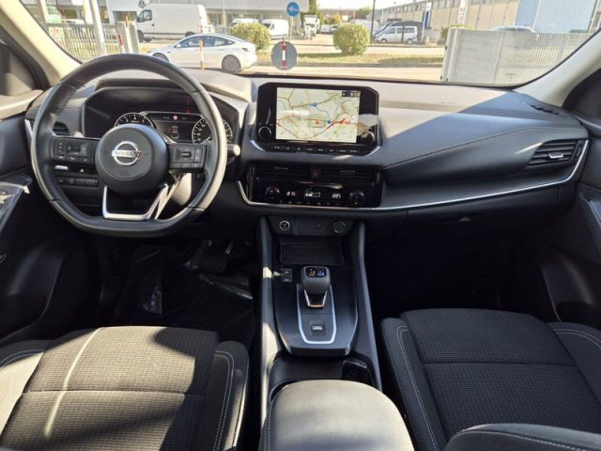 Nissan Qashqai 1.3 mhev Business 2wd 158cv xtronic (2)