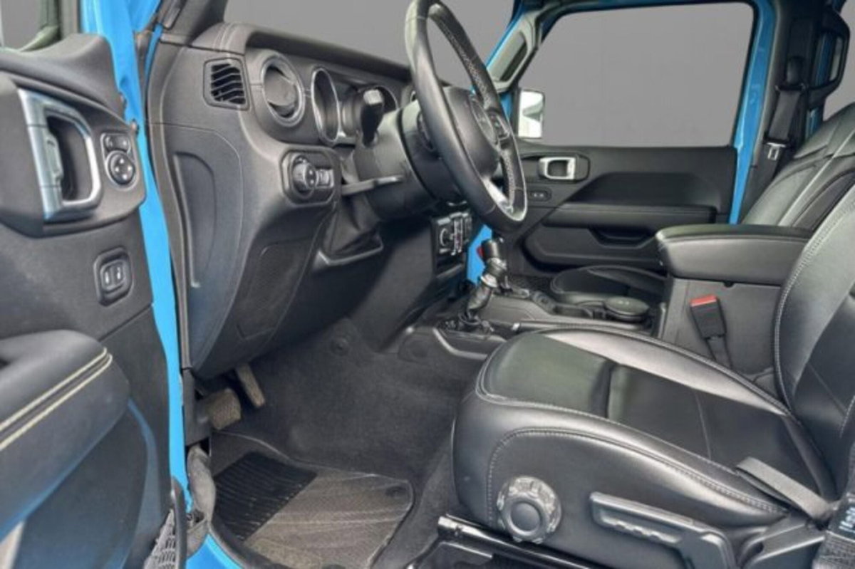 Jeep Wrangler Unlimited 2.0 Turbo Sahara (5)