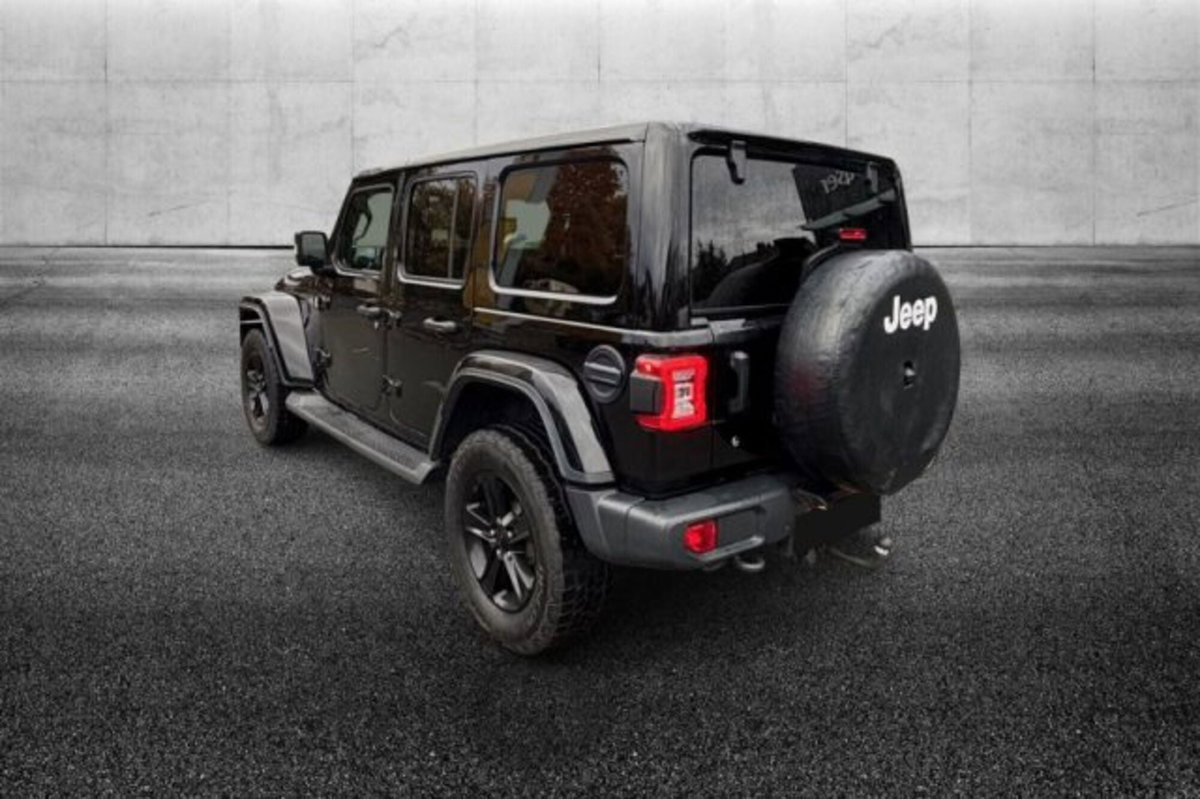 Jeep Wrangler Unlimited 2.2 Mjt II Night Eagle (4)