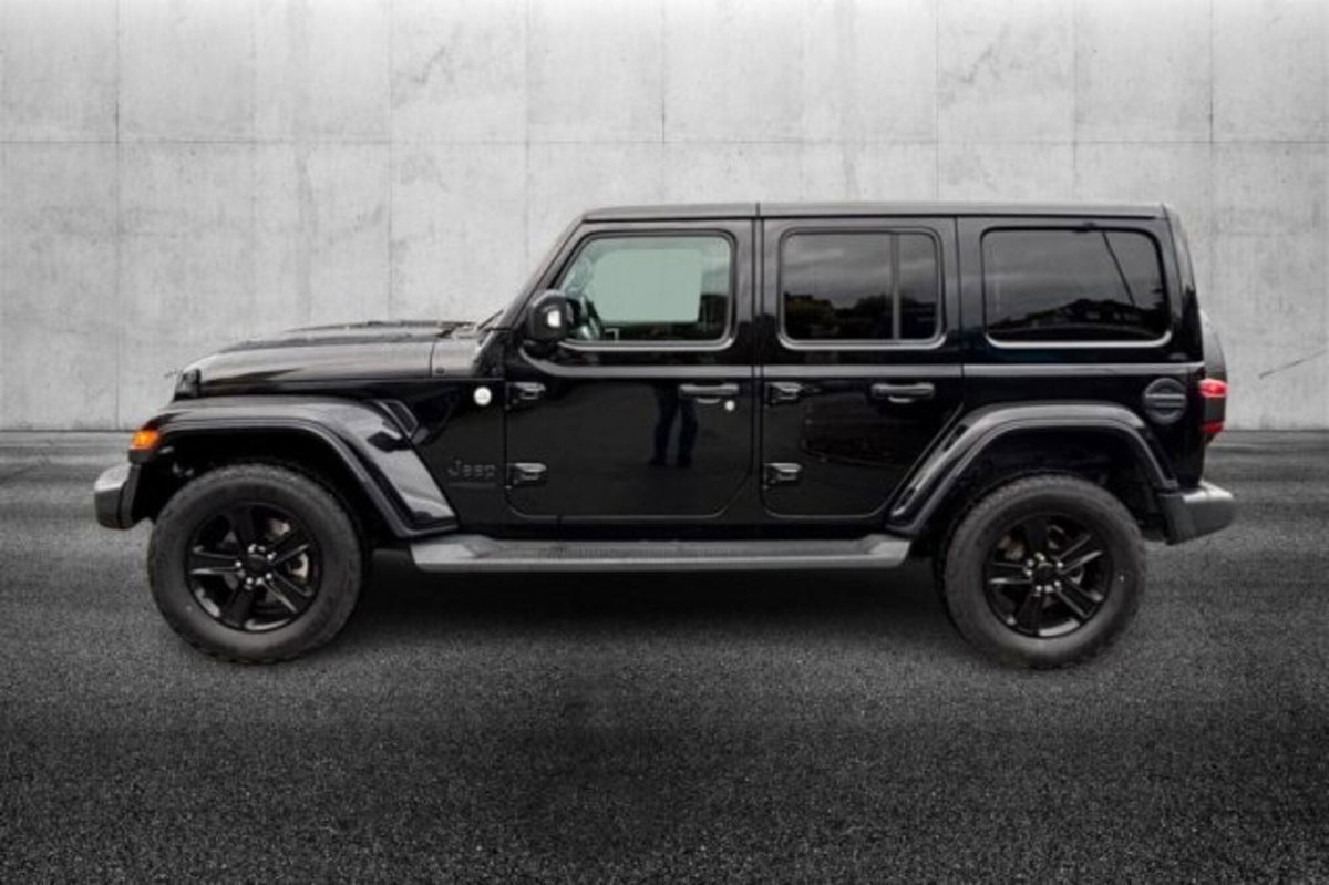 Jeep Wrangler Unlimited 2.2 Mjt II Night Eagle (5)
