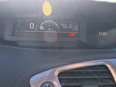 Renault Scénic X-Mod 1.5 dCi 110CV Attractive (11)