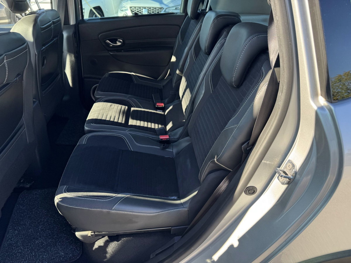 Renault Scénic X-Mod 1.5 dCi 110CV Attractive (12)
