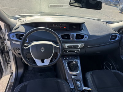 Renault Scénic X-Mod 1.5 dCi 110CV Attractive (13)