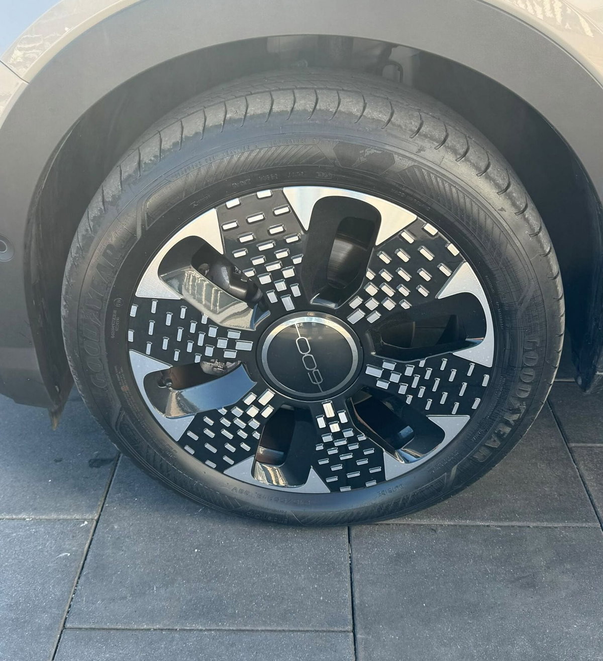 Fiat 600 1.2 hybrid La Prima 110cv auto (6)