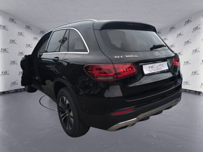 Mercedes-Benz GLC SUV 300 de 4Matic EQ-Power Business (8)