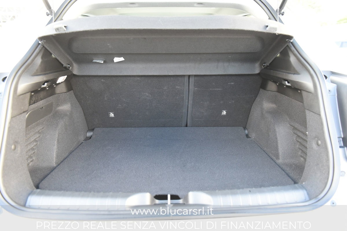 Fiat 600 1.2 hybrid Pop 145cv auto (12)