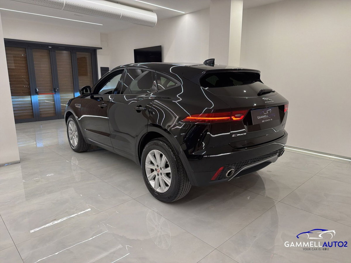 Jaguar E-Pace 2.0D 150 CV AWD (6)