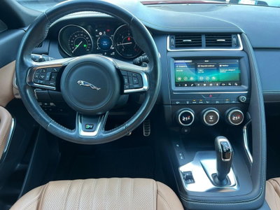 Jaguar E-Pace 2.0D 180 CV AWD R-Dynamic (12)