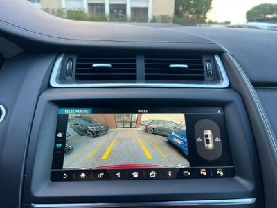 Jaguar E-Pace 2.0D 180 CV AWD R-Dynamic (15)