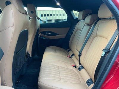 Jaguar E-Pace 2.0D 180 CV AWD R-Dynamic (16)