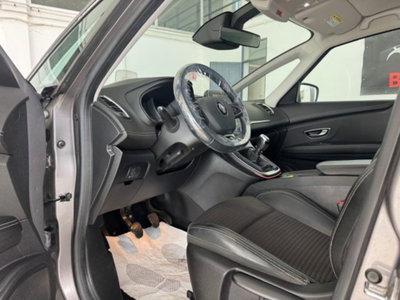 Renault Grand Scénic 1.7 blue dci Intens 150cv (11)