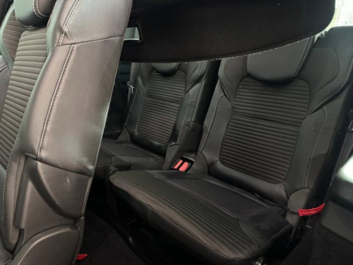 Renault Grand Scénic 1.7 blue dci Intens 150cv (16)
