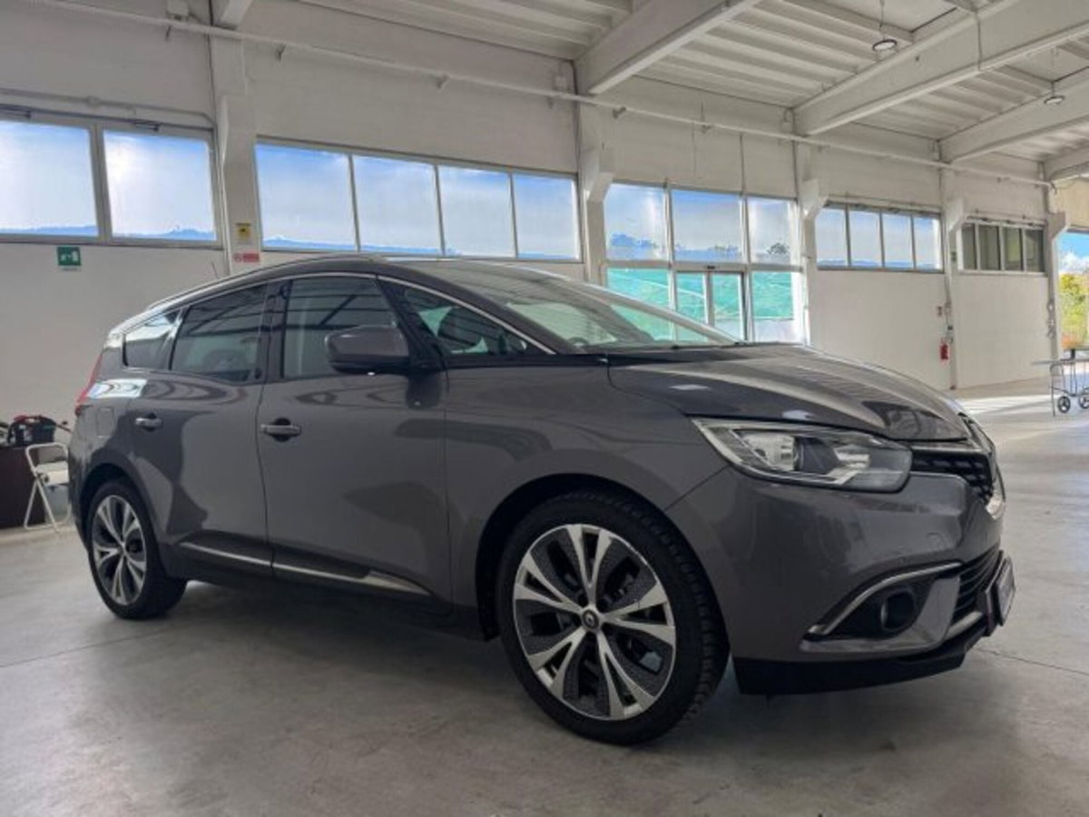 Renault Grand Scénic 1.7 blue dci Intens 150cv (5)