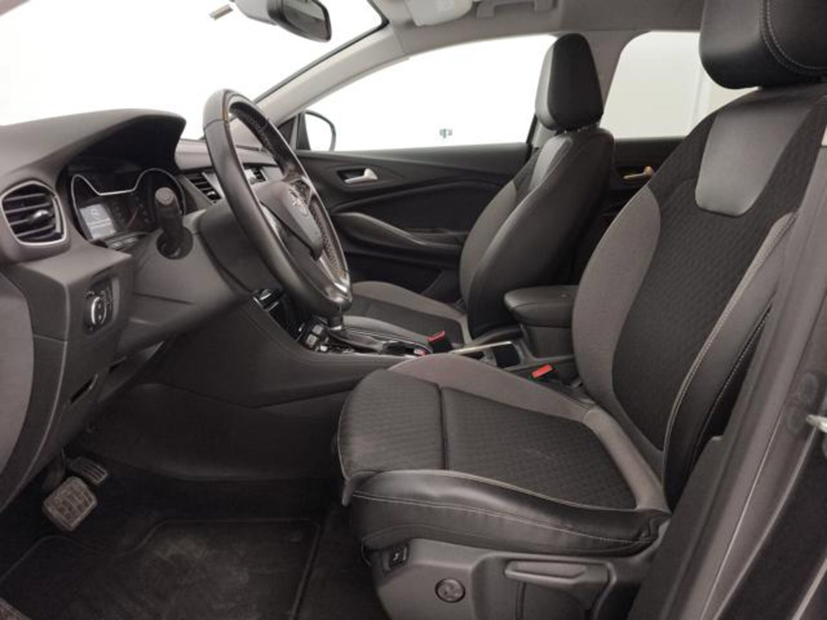 Opel Grandland 1.5 ecotec GS s&s 130cv at8 (11)