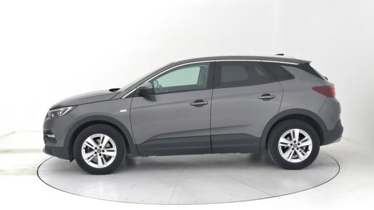 Opel Grandland 1.5 ecotec GS s&s 130cv at8 (2)