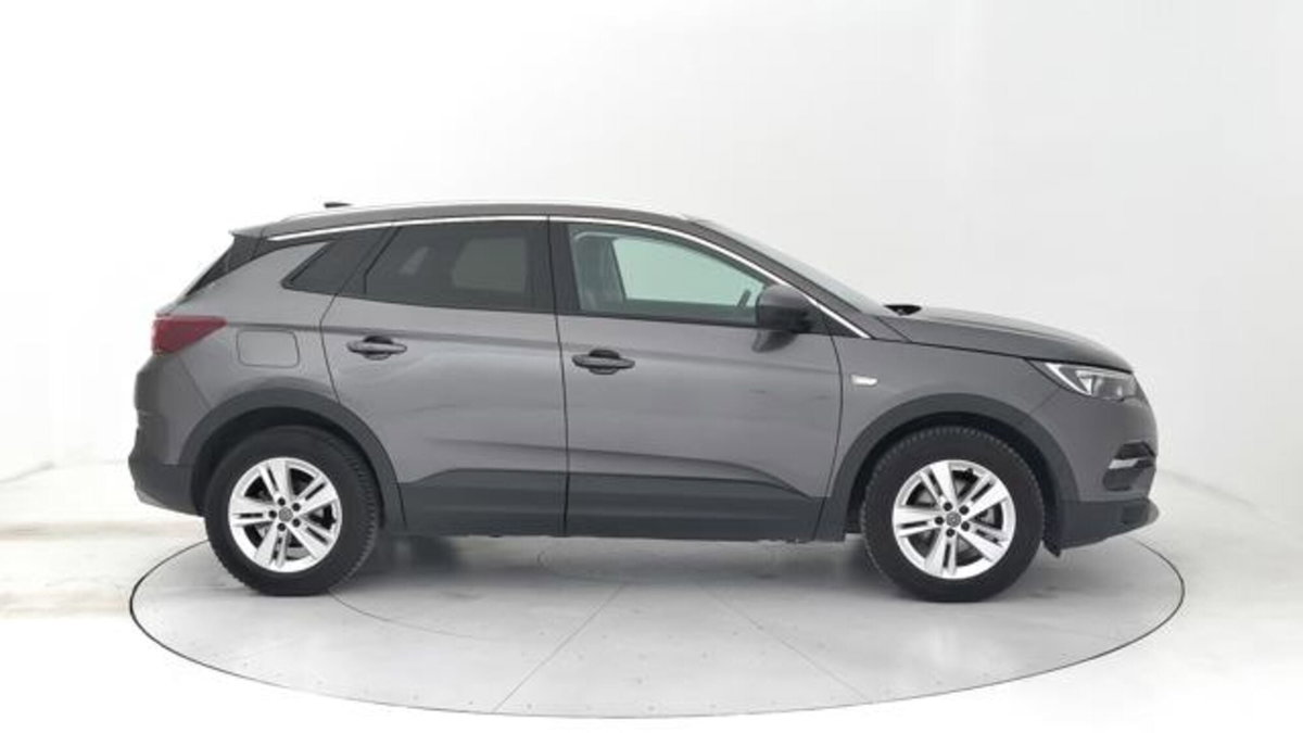 Opel Grandland 1.5 ecotec GS s&s 130cv at8 (6)