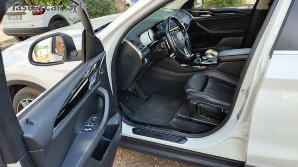 BMW X4 xdrive20d mhev 48V auto (4)