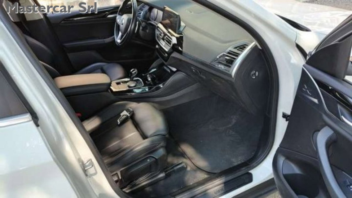 BMW X4 xdrive20d mhev 48V auto (5)