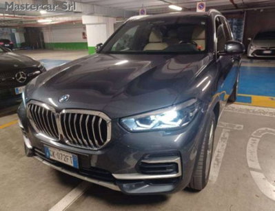 BMW X5 xDrive30d 48V xLine (2)