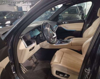BMW X5 xDrive30d 48V xLine (7)